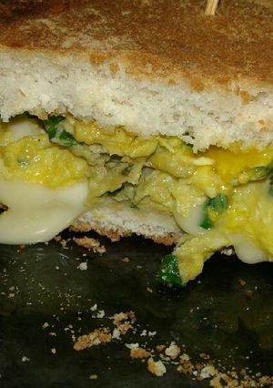 Una foto de Sándwich de espinaca ¿?