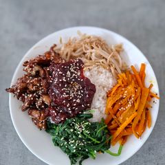 A picture of Bibimbap.
