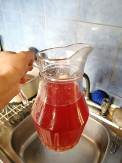Una foto de Jugo de frutillas cocidas