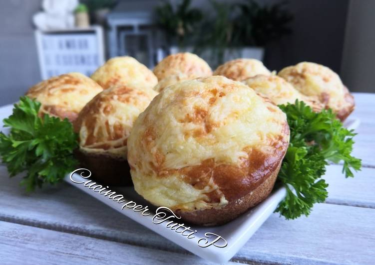 How to Prepare Tasty Muffins salés lardons oignons emmenthal