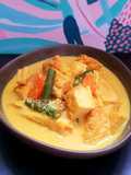Tofu and Veggies in Yellow Curry