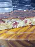Tortilla de papas con longaniza y ajíes rojos
