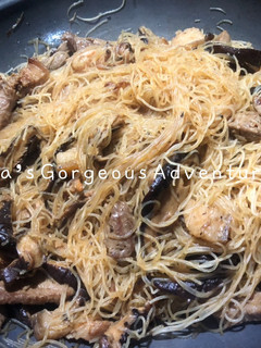 古早味炒米粉 的食譜成品照片