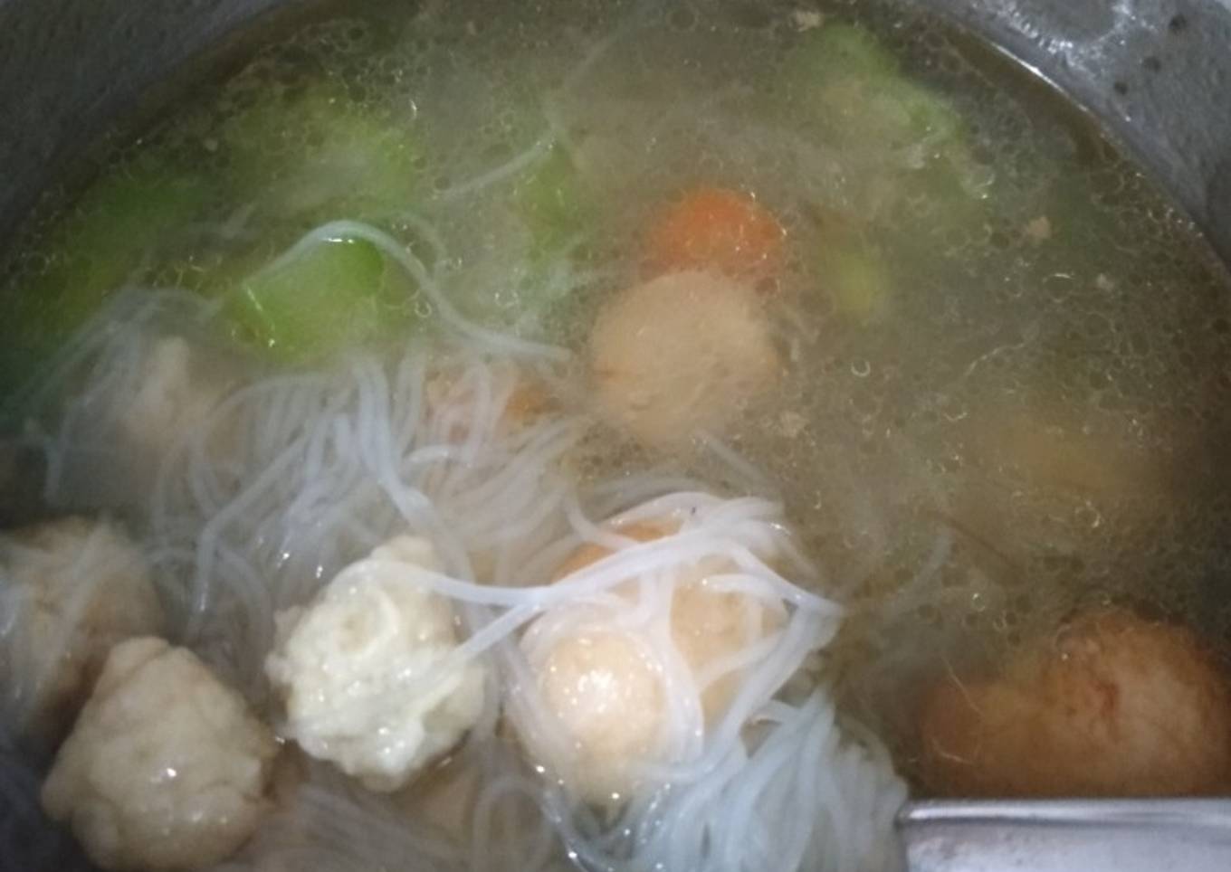 Sup oyong bola udang ayam