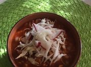 Una foto de espinazo en chile guajillo