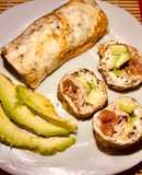 “Sushi” de claras, atún, aguacate y queso crema light