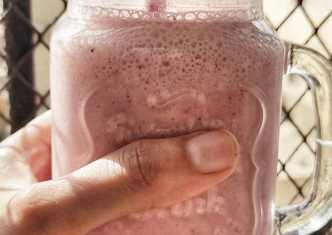 Strawberry Coconut Smoothie