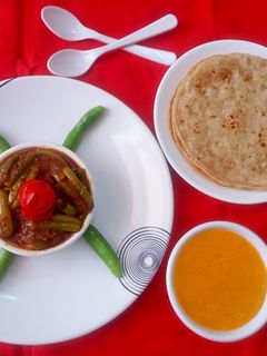 ભરેલા ટીંડોળા નું શાક (Bhrela Tindora Shak Recipe In Gujarati) રેસીપી મુખ્ય ફોટો