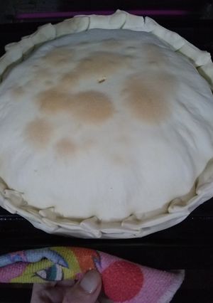 Una foto de Tarta de atún, arroz y cebolla