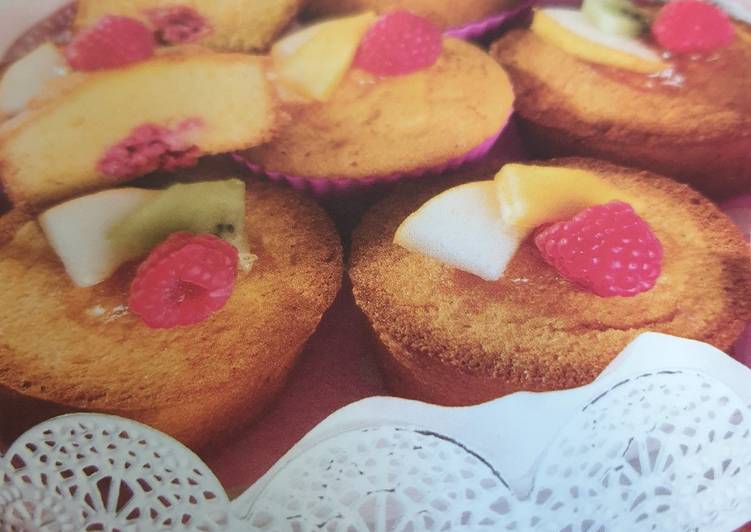 Tortini di frutta e lamponi