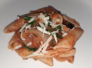 Una foto de Pasta a la puttanesca