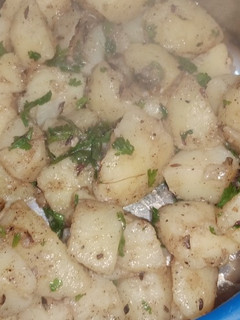फलाहारी आलू (Falahari aloo recipe in hindi) रेसिपी मुख्य फोटो