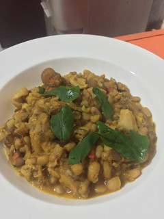 A picture of Special Beans Porridge.