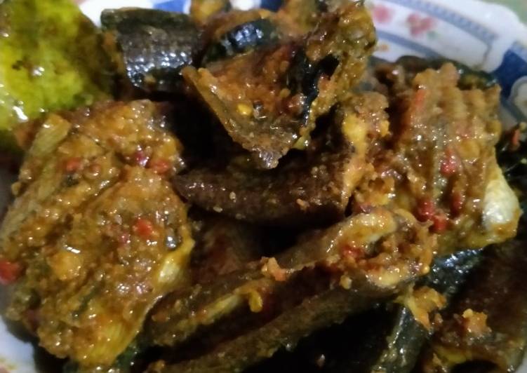 Belut bumbu saus tiram