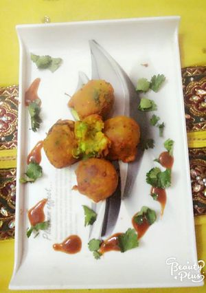 A picture of Veg pakoda..