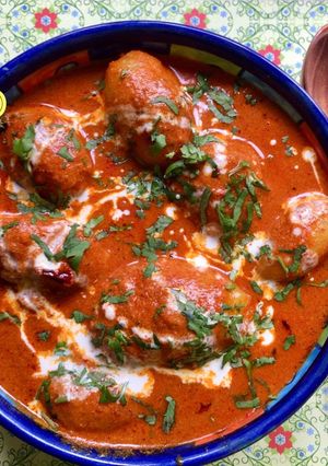 A picture of Dum Aloo.