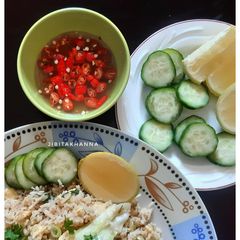A picture of Thai Prik Nam Pla (Chillies in Fish Sauce).