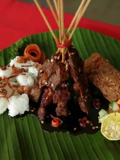 Foto resep Sate maranggi with sambal oncom acar