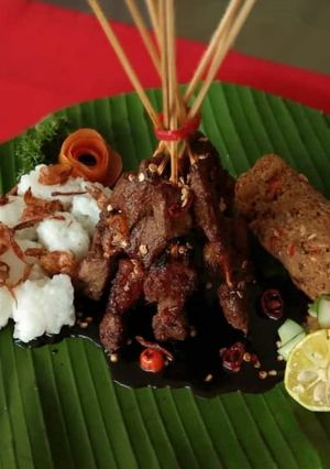 Foto resep Sate maranggi with sambal oncom acar