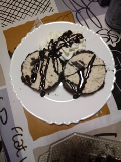 Una foto de Rulo de oreo helado