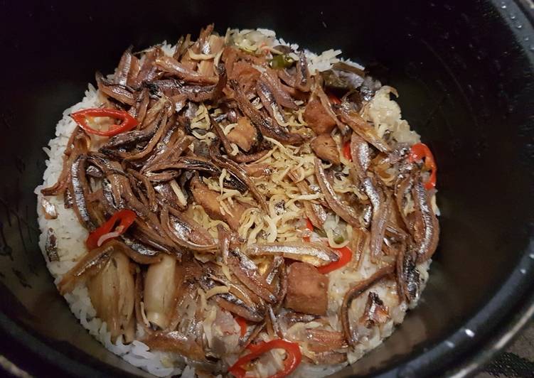 Cara Gampang Menyiapkan Nasi Liwet, Lezat