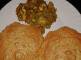 பூரி, உருளைக்கிழங்கு க்ரீன் மசால்9poori,potato green masal recipe in tamil)
