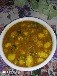 নিরামিষ আলুর দম(Niramish Aloor dum recipe in Bengali) রেসিপির প্রধান ছবি