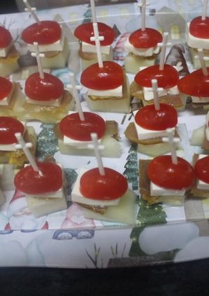 Foto principal de Pinchos de melón, lomo, queso y tomate