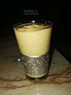 A picture of Apple and Pineapple smoothie.