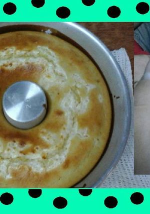 Una foto de Torta de naranja y queso crema
