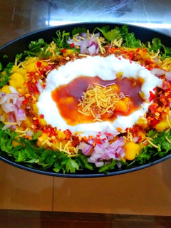 रगड़ा चाट (मटर चाट) (Ragda chaat /Matar chaat recipe in hindi) रेसिपी मुख्य फोटो