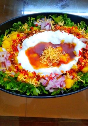 रगड़ा चाट (मटर चाट) (Ragda chaat /Matar chaat recipe in hindi) रेसिपी मुख्य फोटो