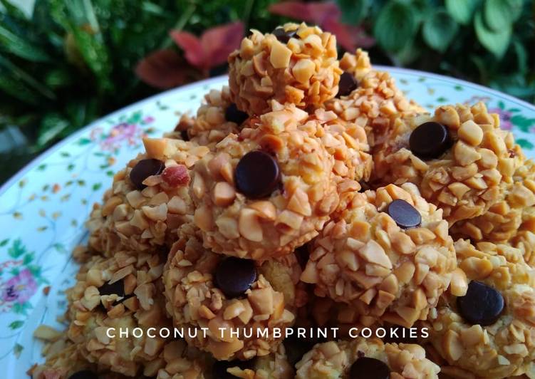 Cara Gampang Membuat ChocoNut Thumbprint Cookies Anti Gagal