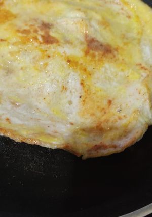 A picture of Mirchi omelette.