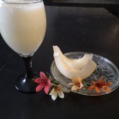 A picture of Honey dew Melon juice.