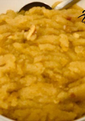 A picture of Sooji Halwa.