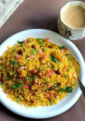 पोहा (poha recipe in hindi) रेसिपी मुख्य फोटो