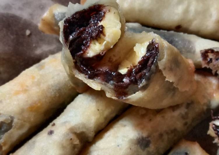 Lumpia pisang coklat lumer