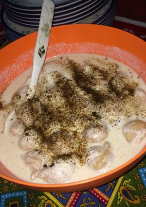 A picture of Maash daal dahi phulki.