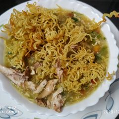A picture of Chicken manchow soup.