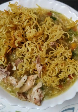 A picture of Chicken manchow soup.
