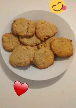 Una foto de Galletas de avena y manzana 😋