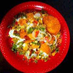 A picture of Dhokla Bhel.