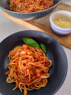 Una foto de Spaghetti de la huerta ¡La mejor salsa de tomate casera!