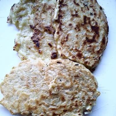 Latkes de papa Receta de J.  Cookpad