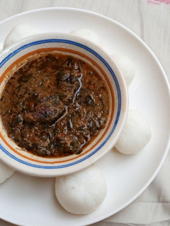 Tuwon shinkafa miyar zogale ainihin hoton girkin