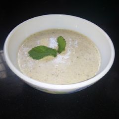 A picture of Minty Peanut chutney.
