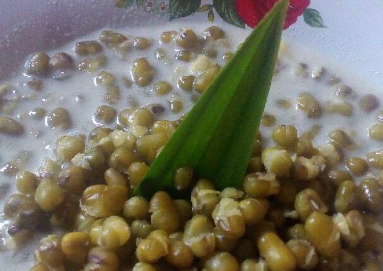 Bubur kacang ijo Istimewa