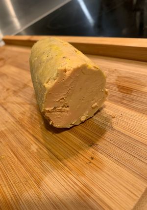 Une photo de Foie gras maison fumé au foin