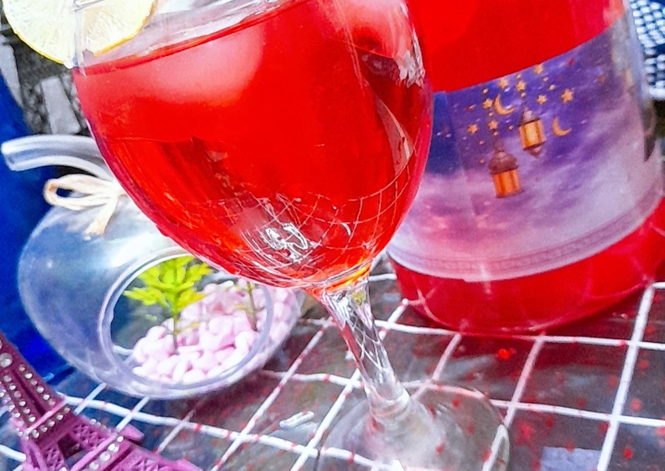 Red Sharbat with Lemon